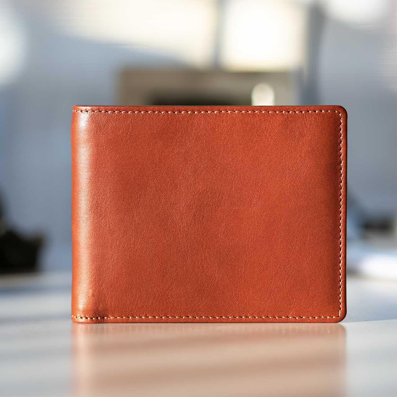 DiLoro Men's Bifold Leather Wallet